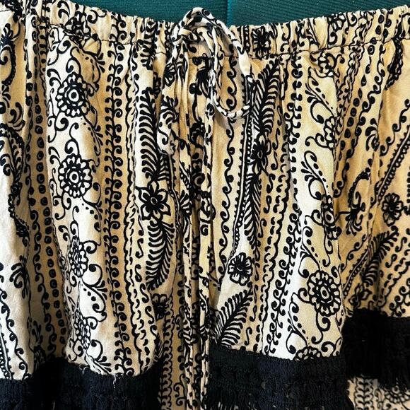 Uncle Frank by Ivy Jane Off Shoulder Dress Cream Black Boho Embroidered Size S - Picture 4 of 5